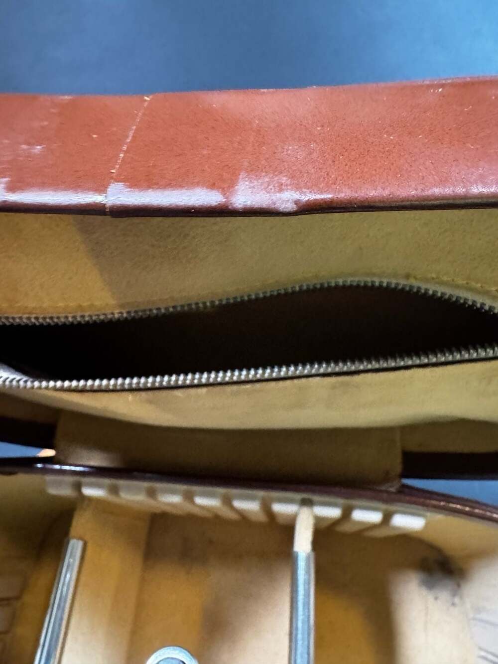 Vintage Omnica Deluxe Brown Leather Hard-Shell Camera Carrying Case - Picture 6 of 7